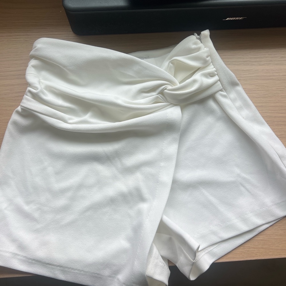 White zara skort